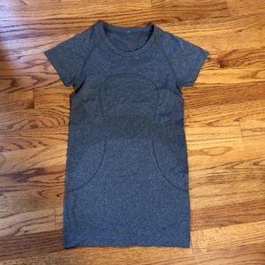 Lululemon dark grey tee